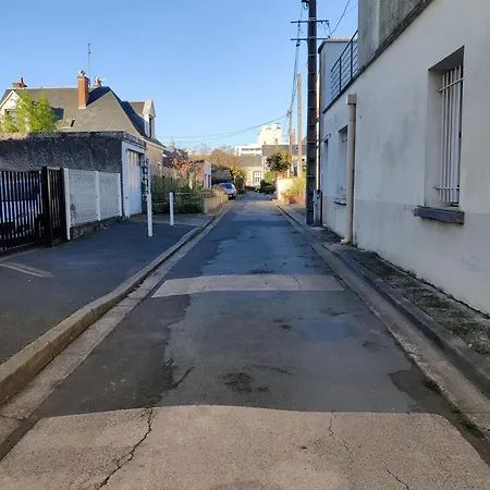 Bel Avec Separee A 5min Gare & Vinci, Stationnement Rue Gratuit Apartament