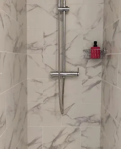 Appartement Cosy Et Calme, Séparée Avec Bureau Et Fibre