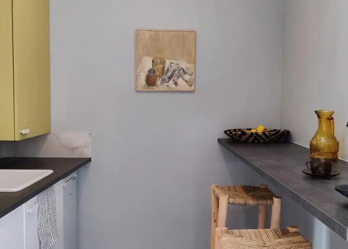 Cosy Et Calme, Séparée Avec Bureau Et Fibre Appartement *